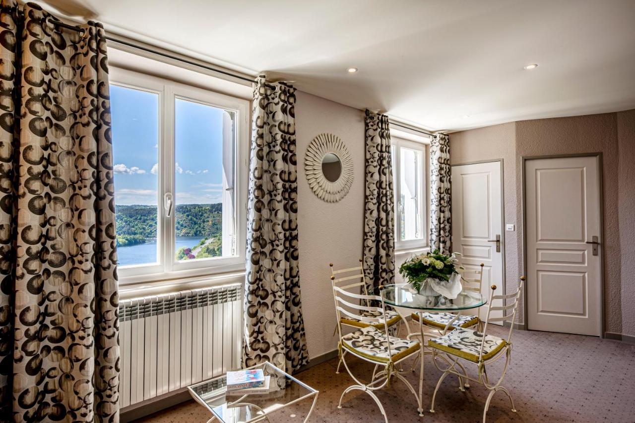Logis Hotel Beau Site Loubaresse  Экстерьер фото