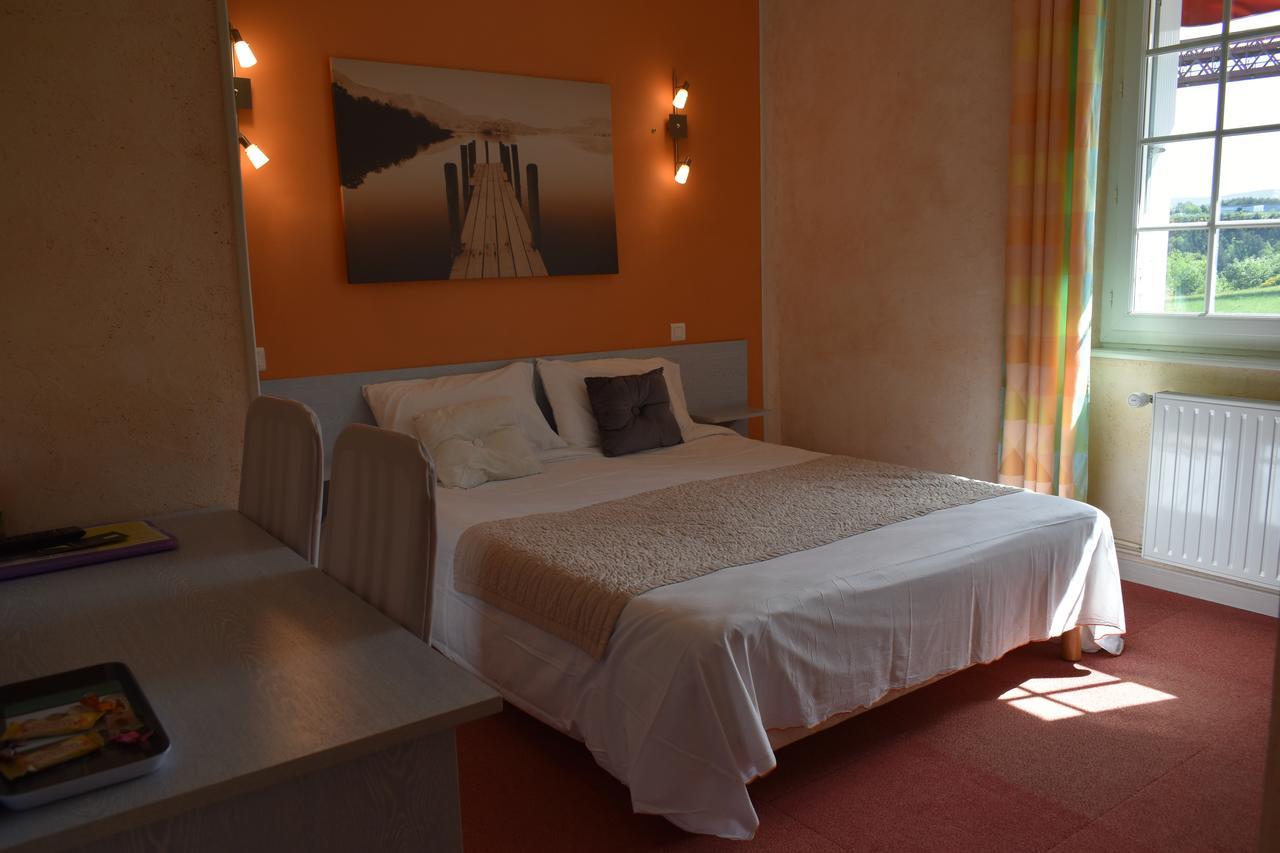 Logis Hotel Beau Site Loubaresse  Экстерьер фото